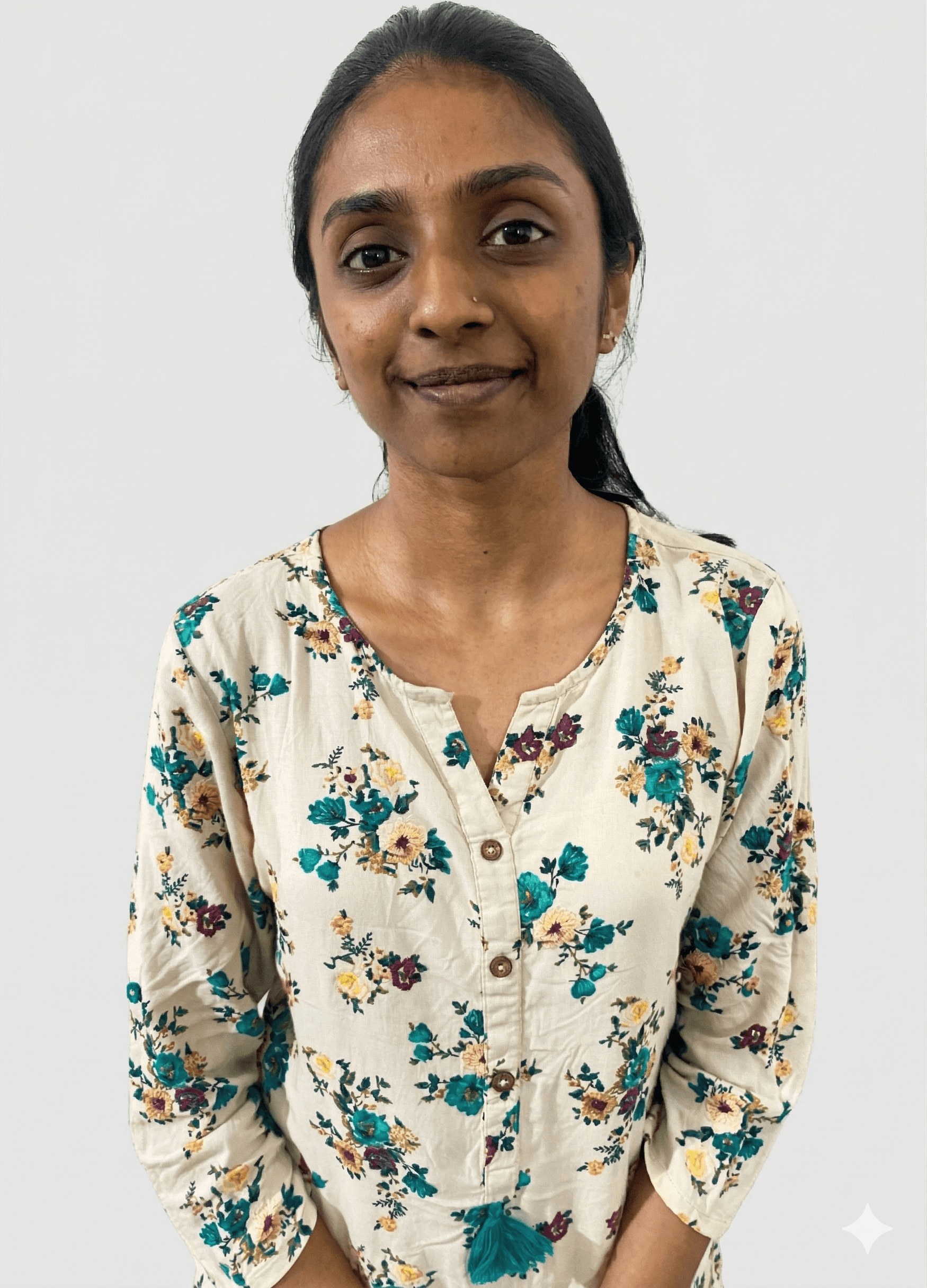 Shikha Eveline