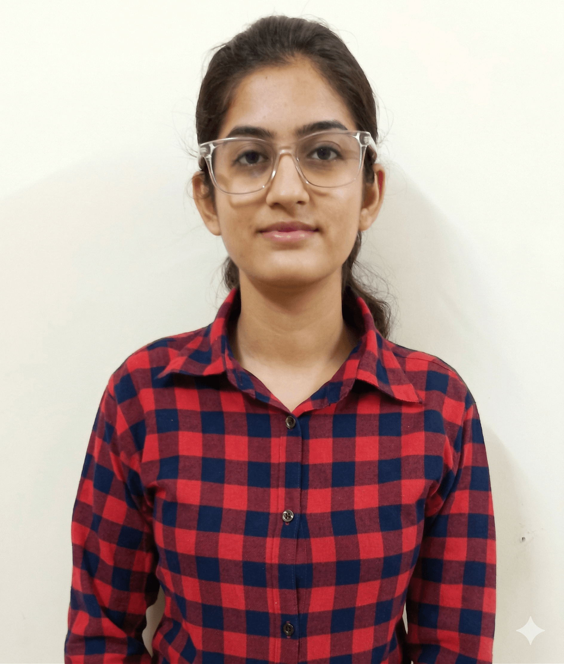 Sharmeen Khan