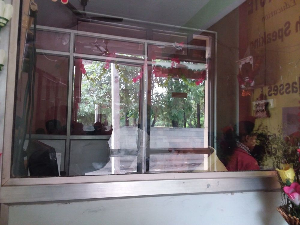 photo-0