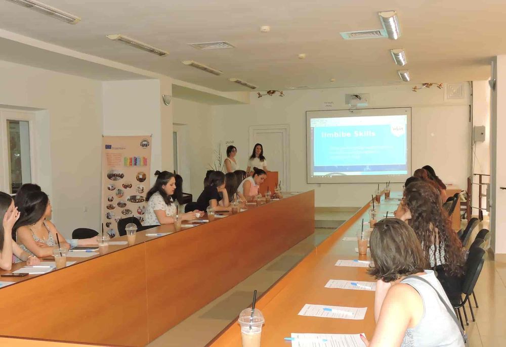 photo-0