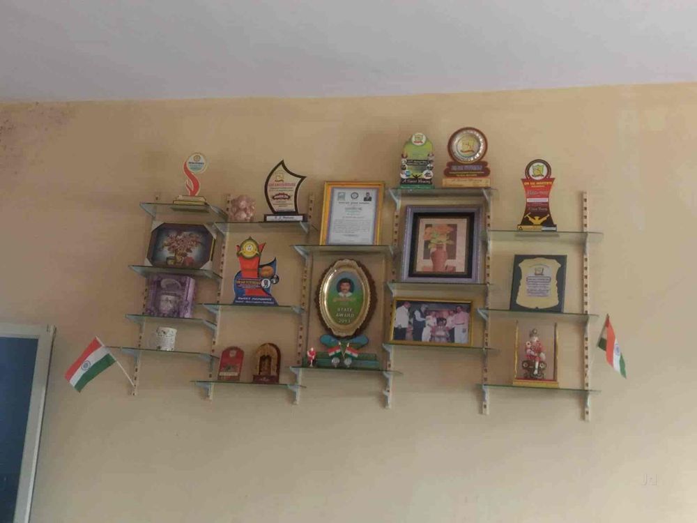photo-0