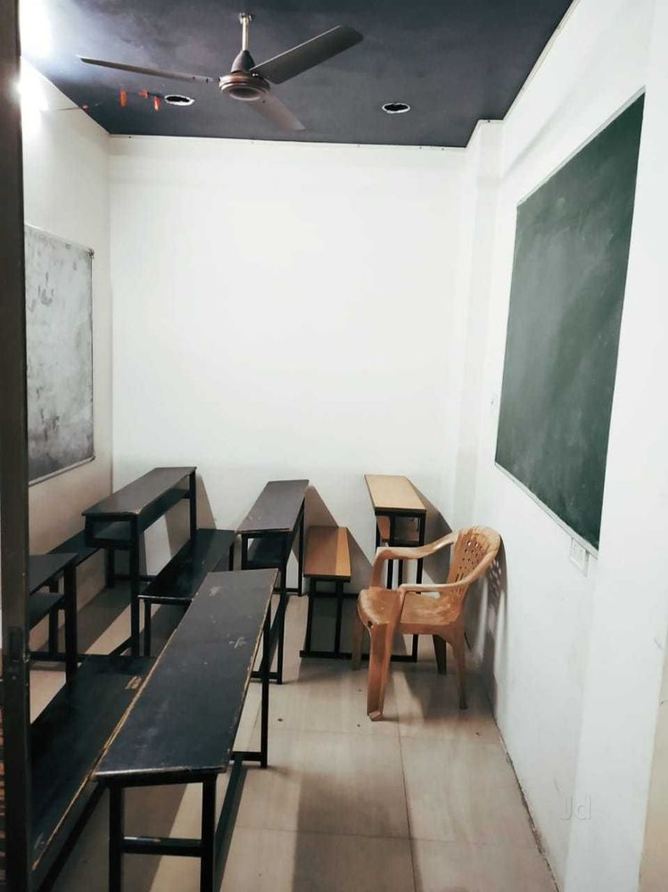 photo-0