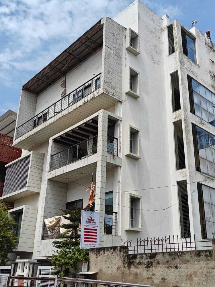 photo-0