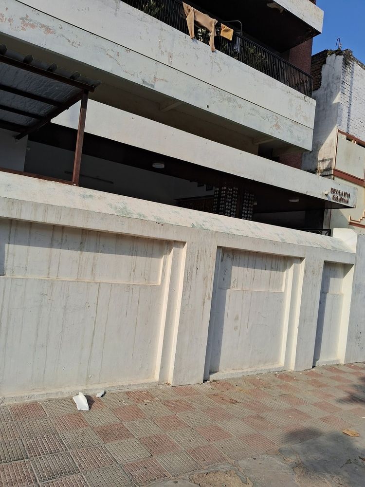 photo-1