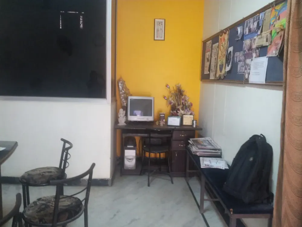 photo-0