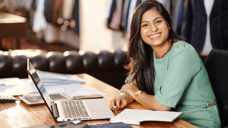Business English Courses for Working Professionals with PlanetSpark