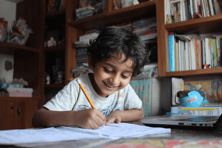 Easy Essay Writing Topics for Kids with Step-by-Step Guide