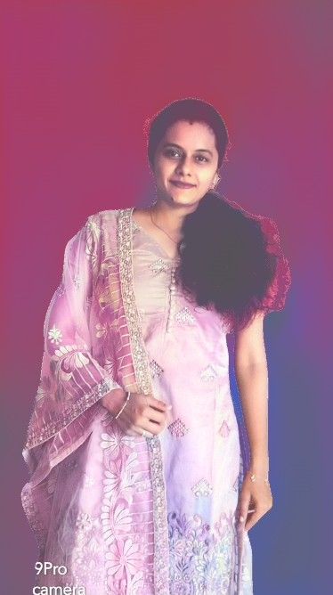 Riddhi Bhatt