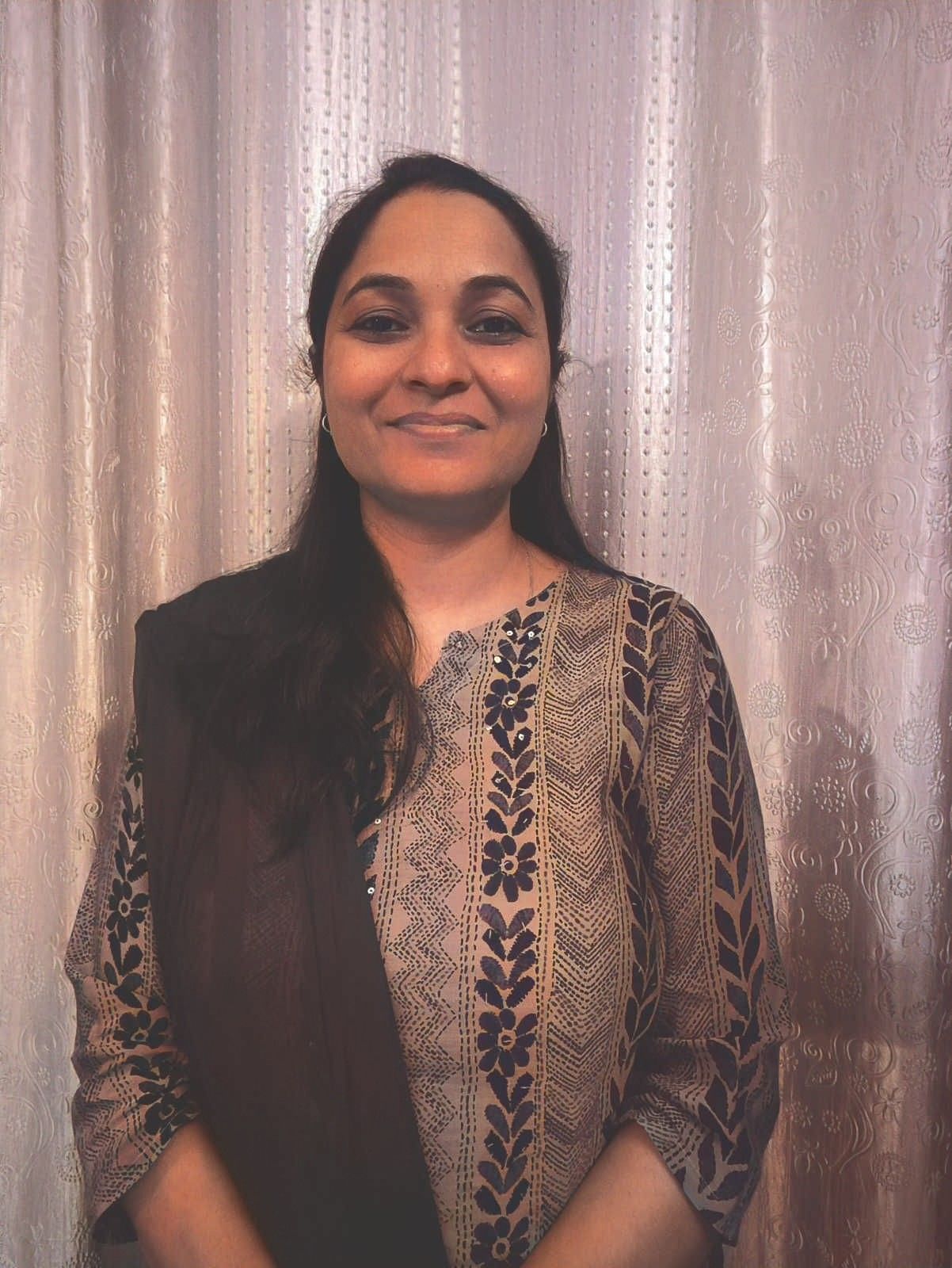 Nazia Adil