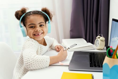 Kids Online Classes: Best Options for Interactive Learning at Home