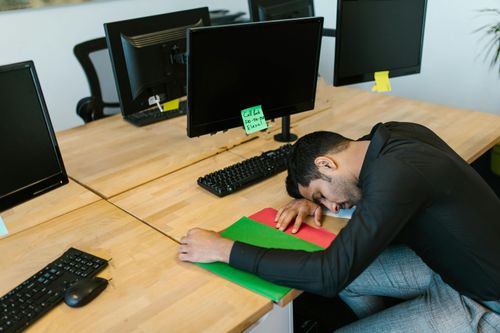 How to Stop Procrastination at Workplace- Learn with PlanetSpark