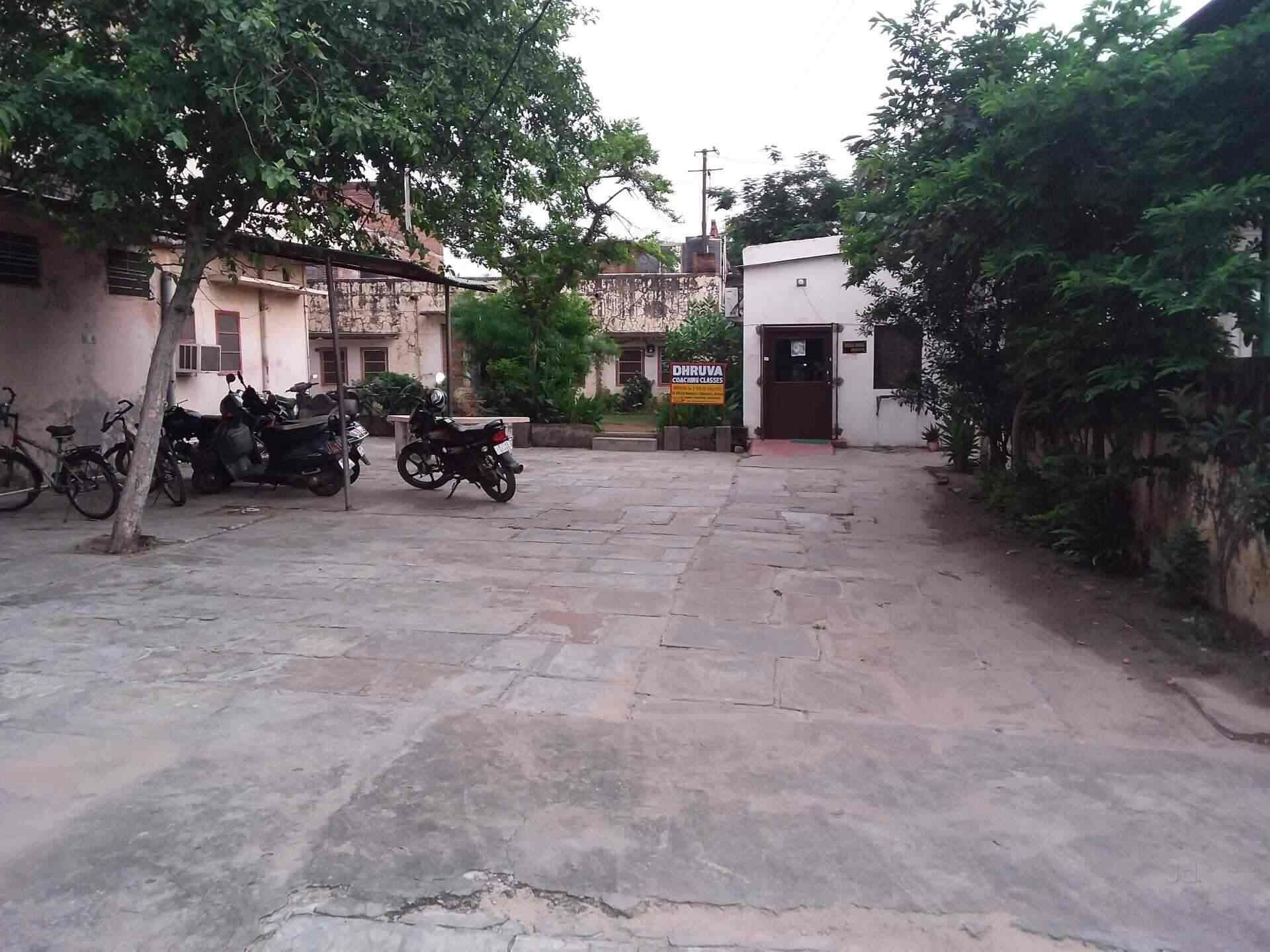 photo-0