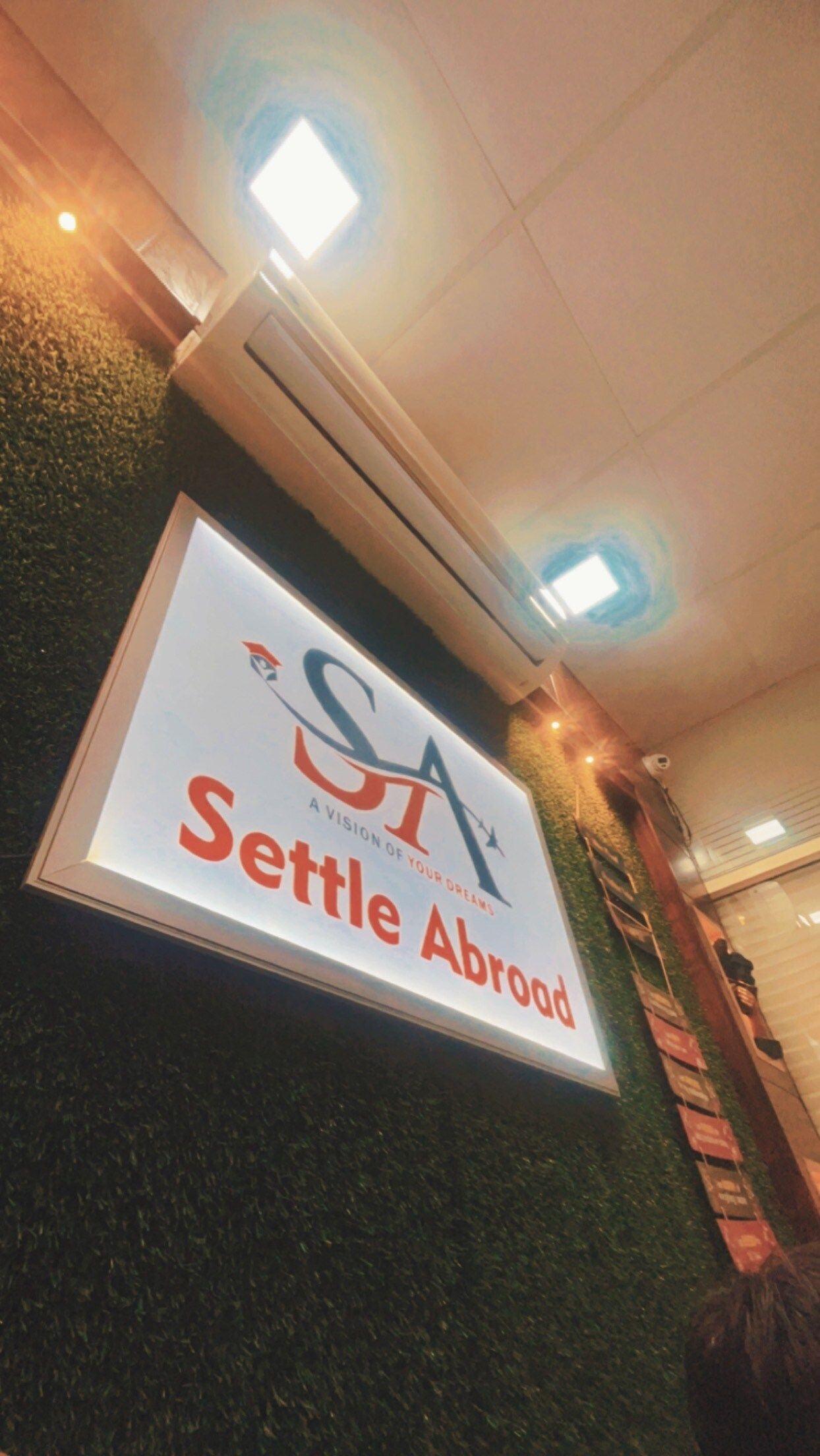 photo-0