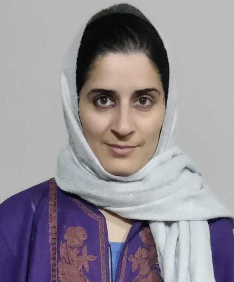 Afshan Manzoor tak