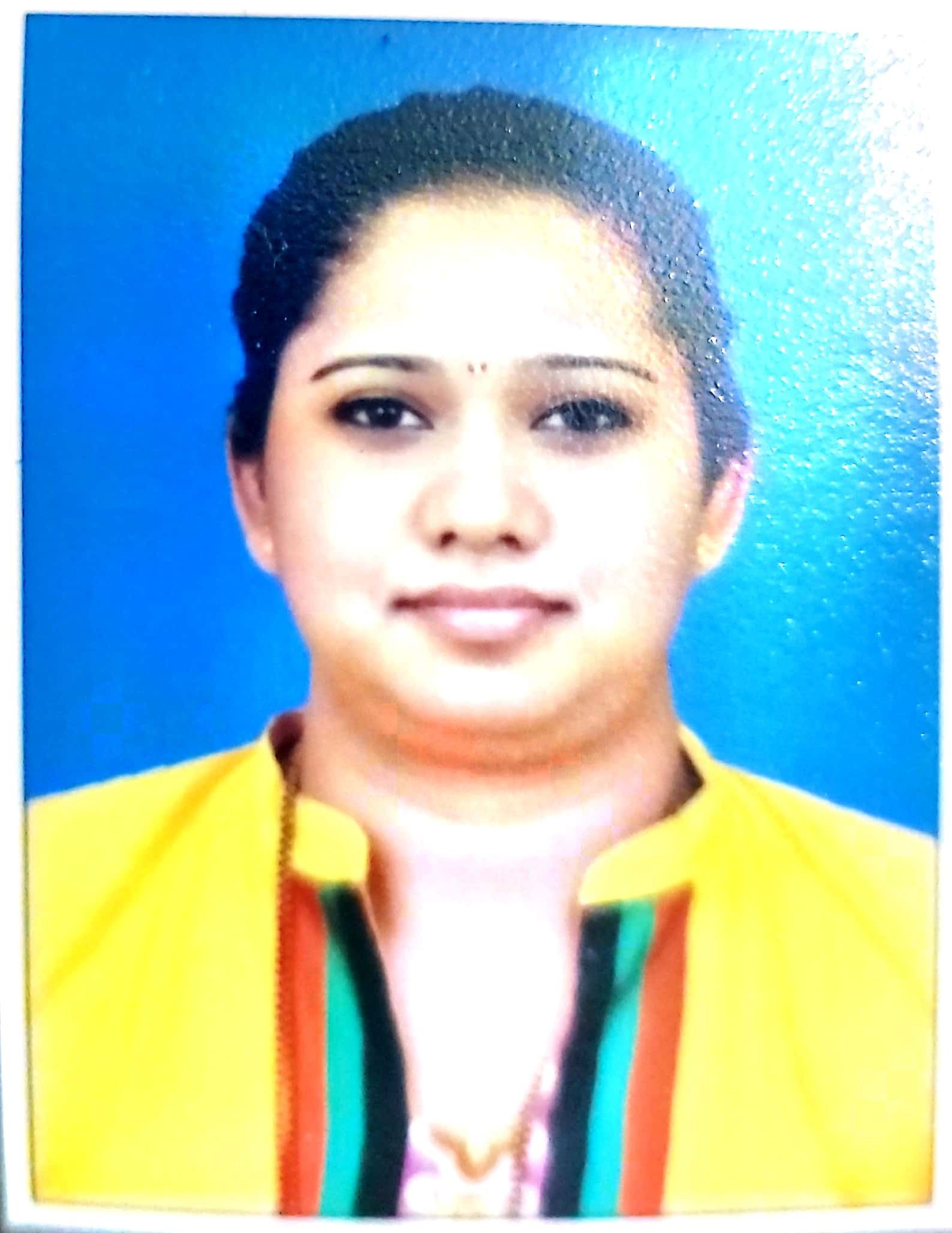 Keerti Viven pujari