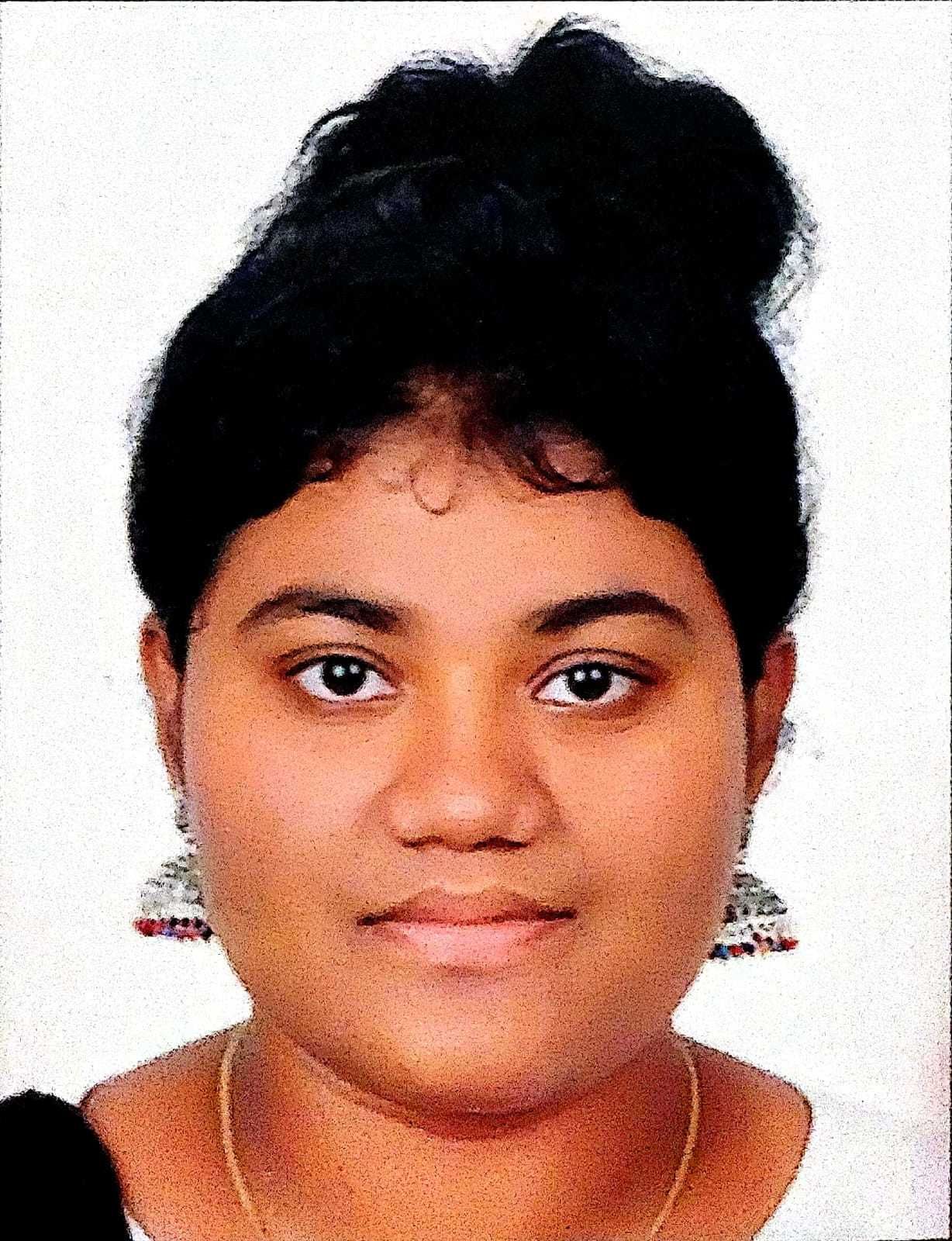 Aarsha Ajith deepa